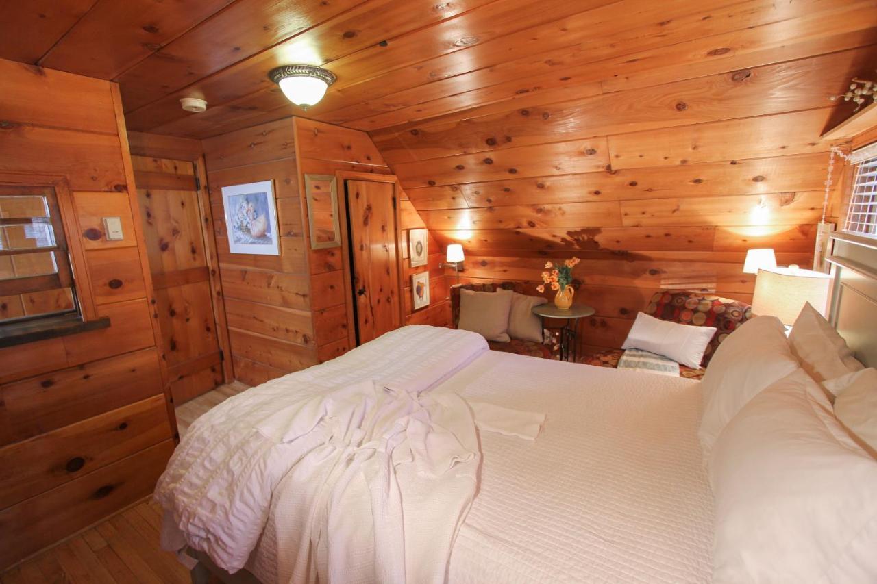Elliott House Boutique Inn シェイバー・レイク エクステリア 写真