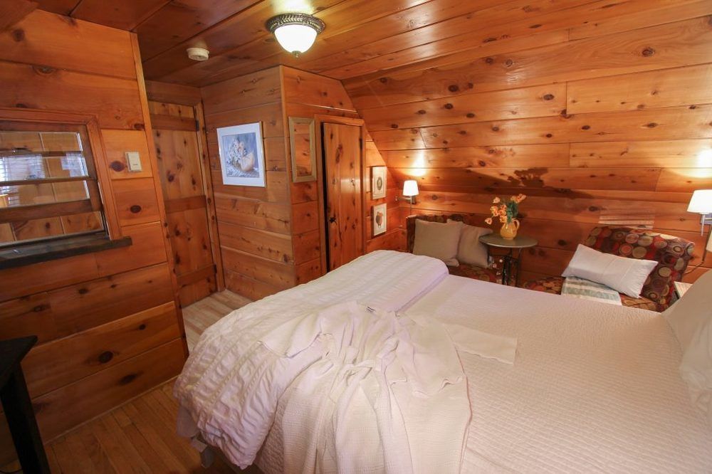 Elliott House Boutique Inn シェイバー・レイク エクステリア 写真