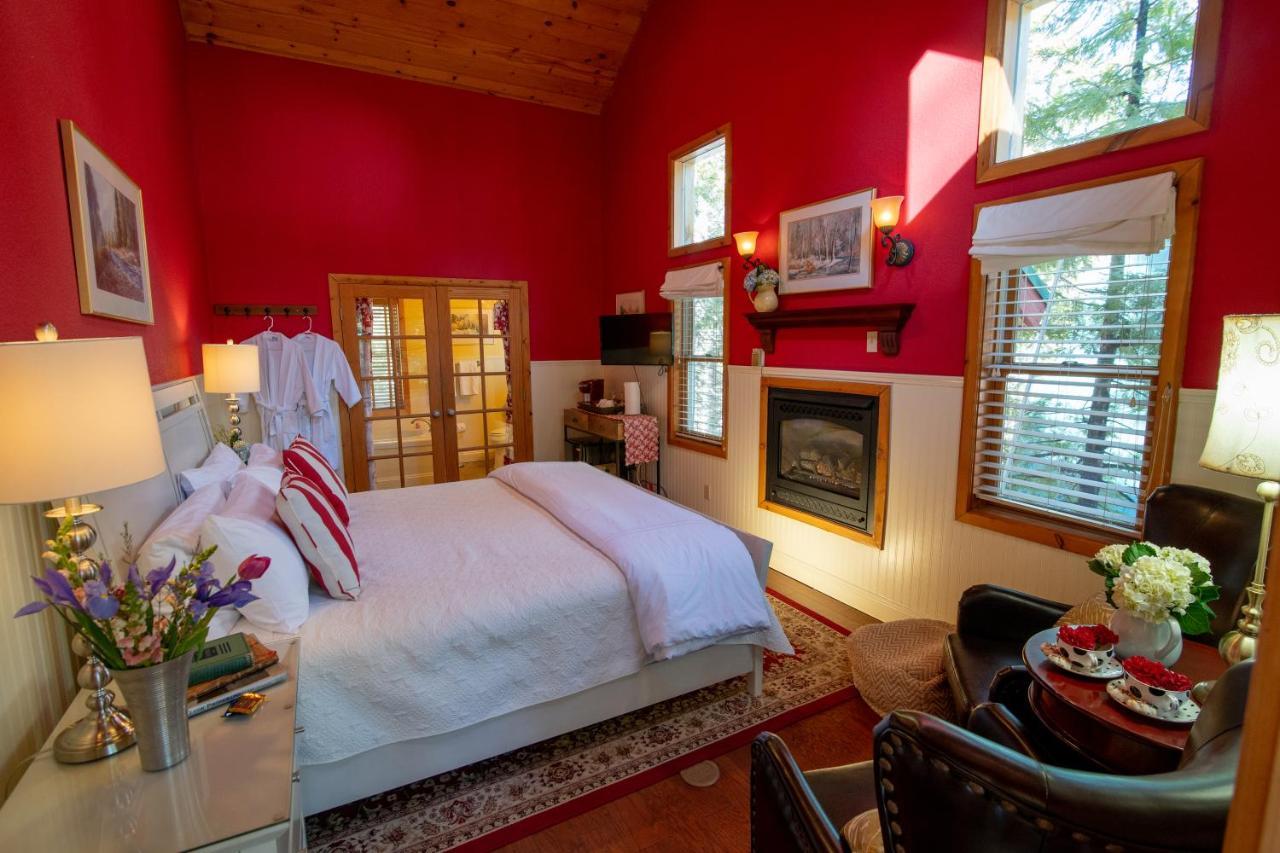 Elliott House Boutique Inn シェイバー・レイク エクステリア 写真